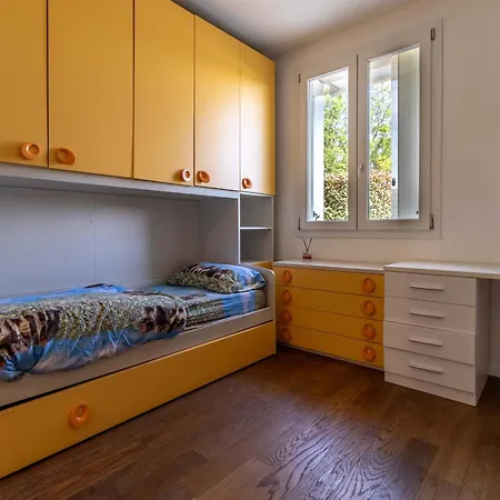 Airport Marco Polo -free Park- Apartment