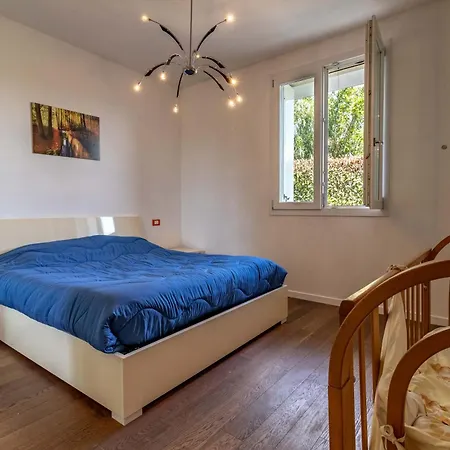 Airport Marco Polo -free Park- Mestre